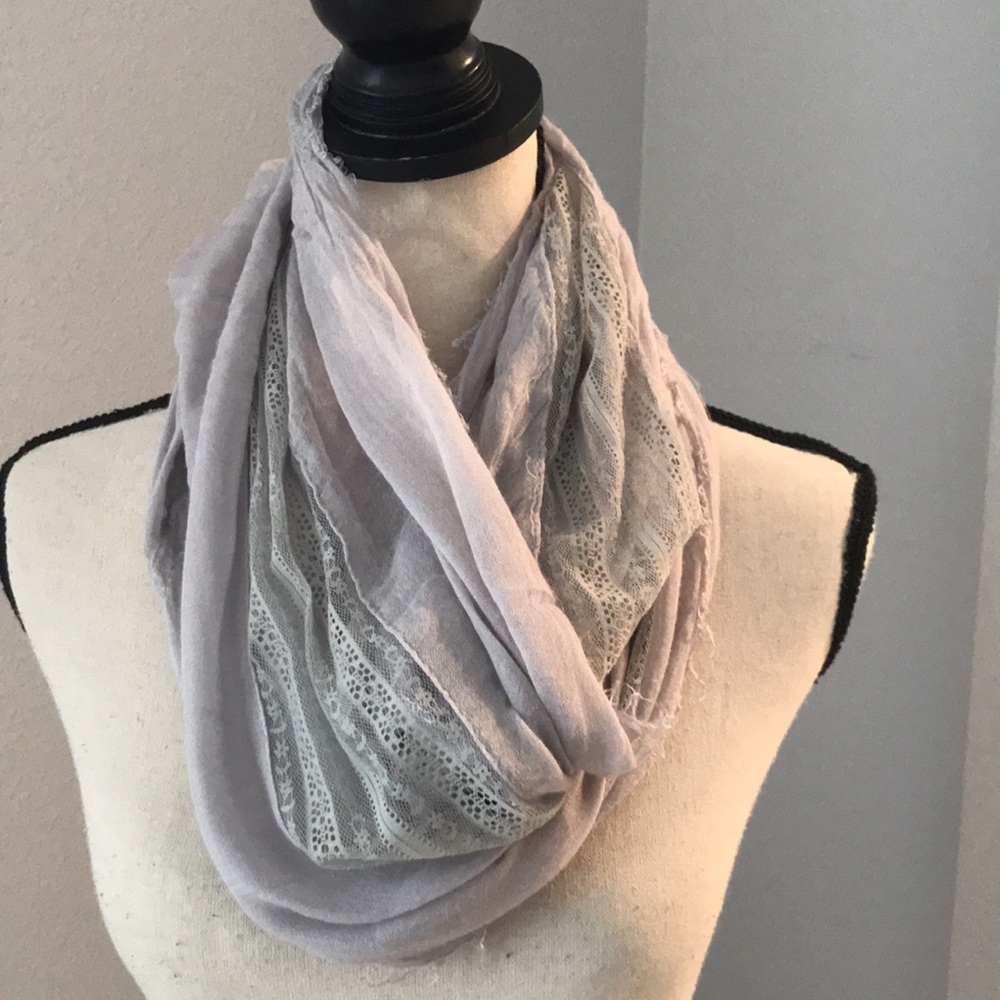 ❤️3X20 Charlotte Russe Silver Gauze/ Lace Infinity Scarf